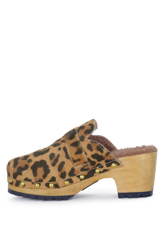 Prunus Buckled Suede Mule Clogs