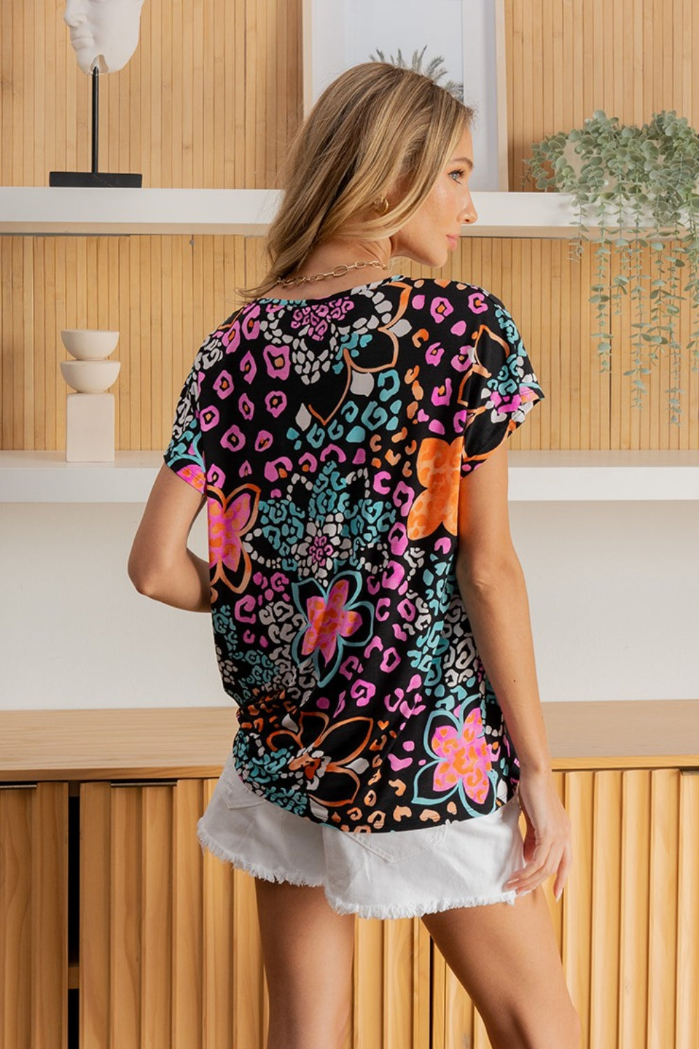 Full Bloom Top             sizes small to 3xl